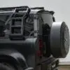 Zestaw tylnego spojlera PLUMB do Land Rovera Defendera