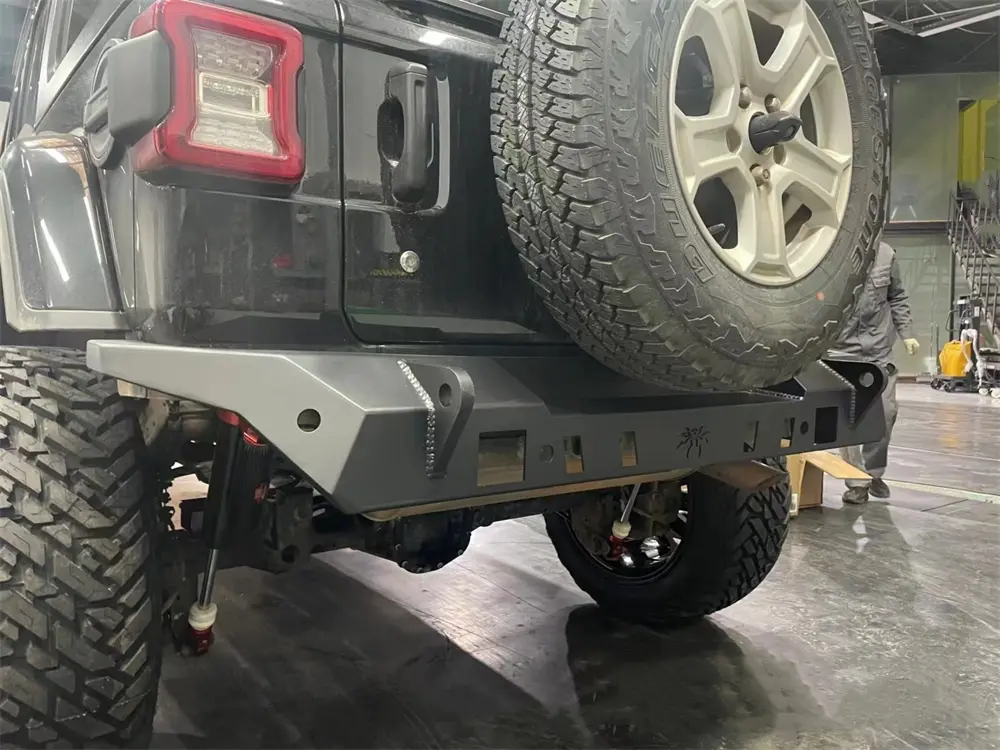 Paraurti posteriore Poison Spyder per Jeep Wrangler JL