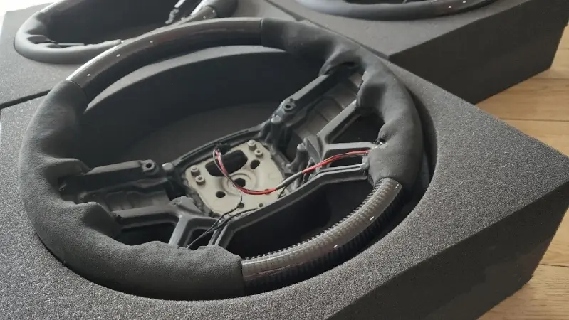 Рулевое колесо с подогревом из углеродного волокна для Land Rover Defender