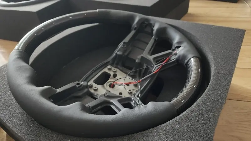 Carbon Fiber Heated Steering Wheel for Land Rover Defender