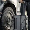 PLUMB Maleta con ruedas para equipaje de viaje de 20 pulgadas