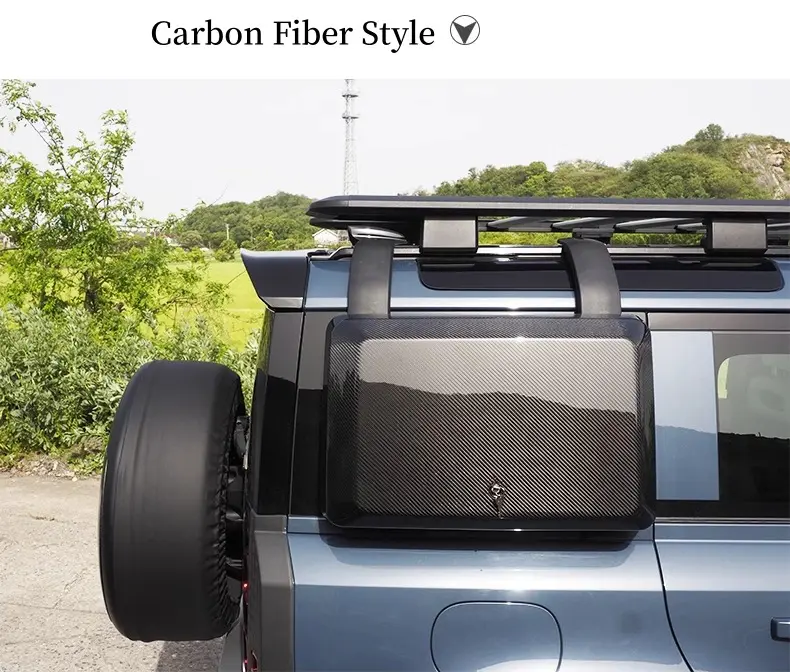Fiambrera montada lateralmente con caja de cambios de fibra de carbono Land Rover Defender 14